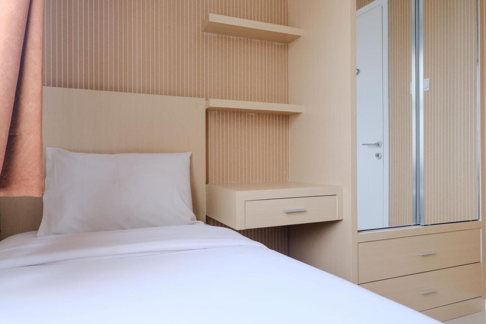 View 2br At Parahyangan By Travelio