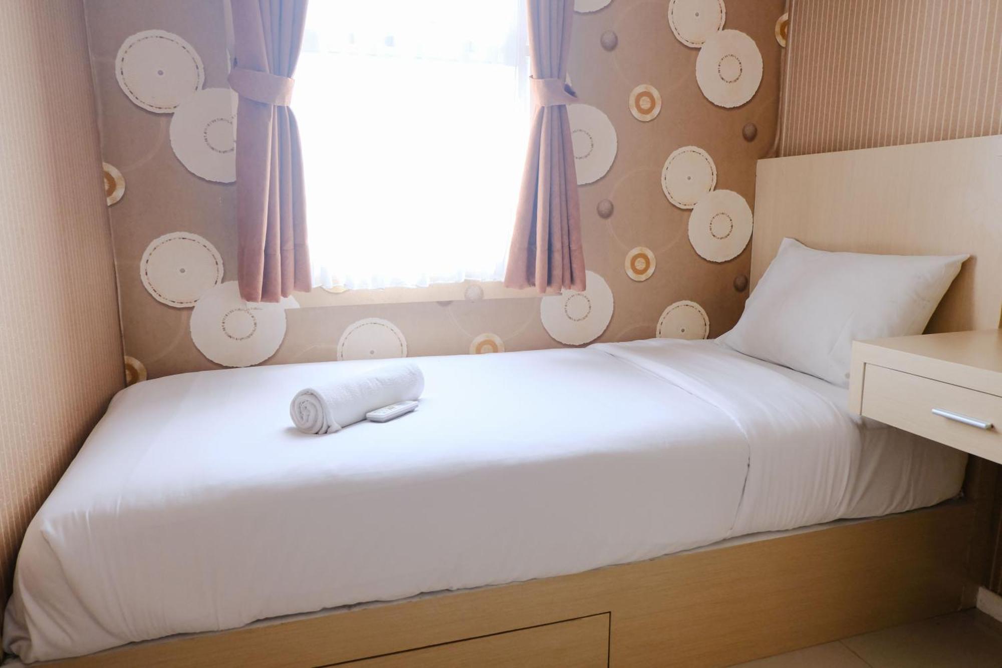 View 2br At Parahyangan By Travelio *